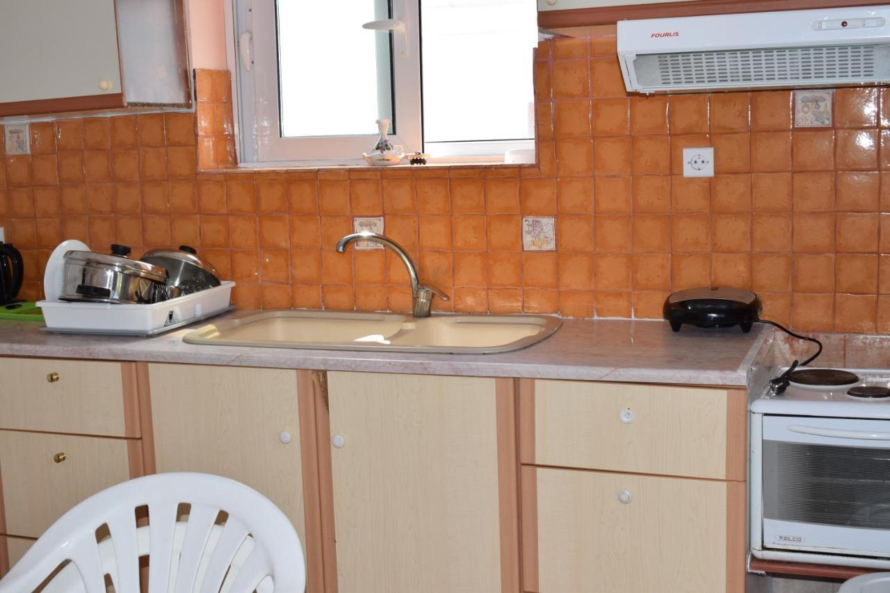 Red Sun Apartments Амуді Екстер'єр фото